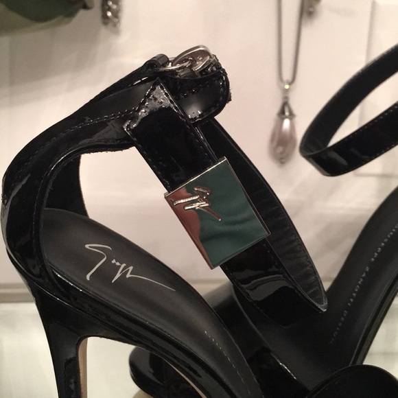 Giuseppe Zanotti shoes - Picture 3 of 6